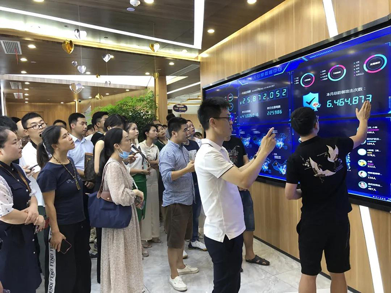 啟博云游學(xué)活動(dòng)，來(lái)看看啟博是一家什么樣的公司！